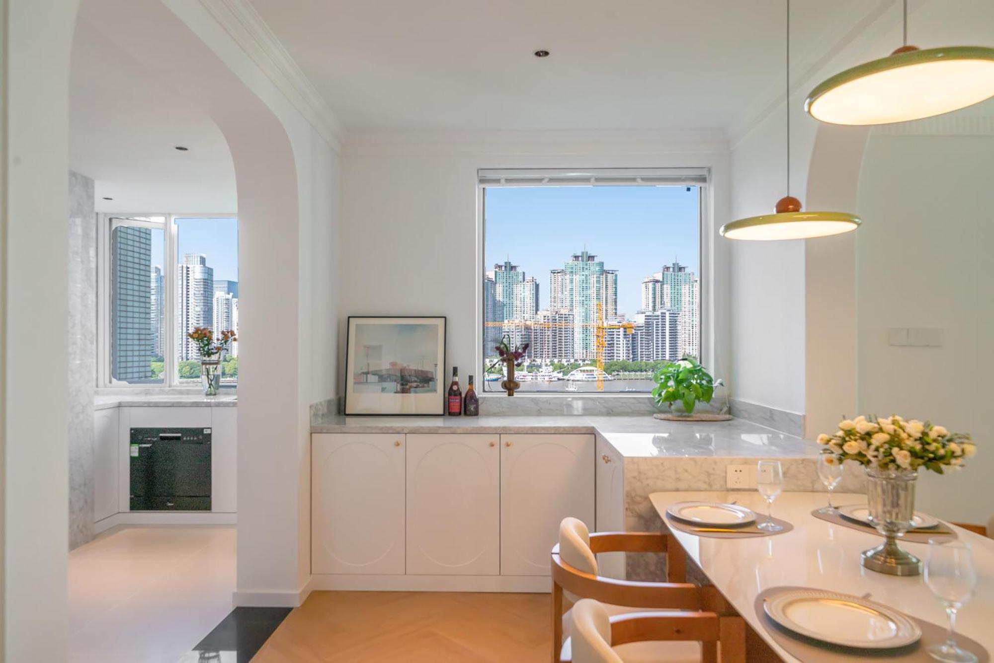 Eastern Hub - Bund Branch Simply Luxurious 4 King Beds, Big French Windows With Bund Views *