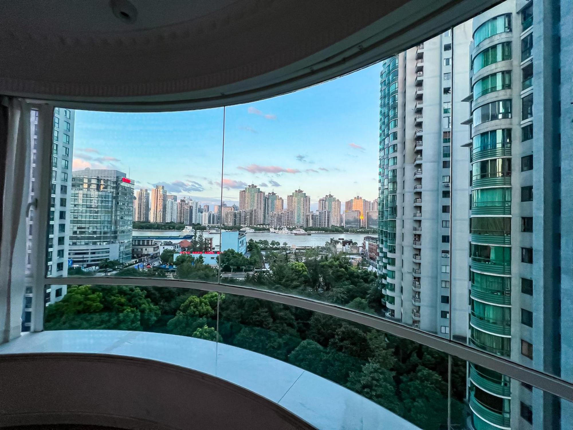 Apartment Eastern Hub - Bund Branch Simply Luxurious 4 King Beds, Big French Windows With Bund Views *