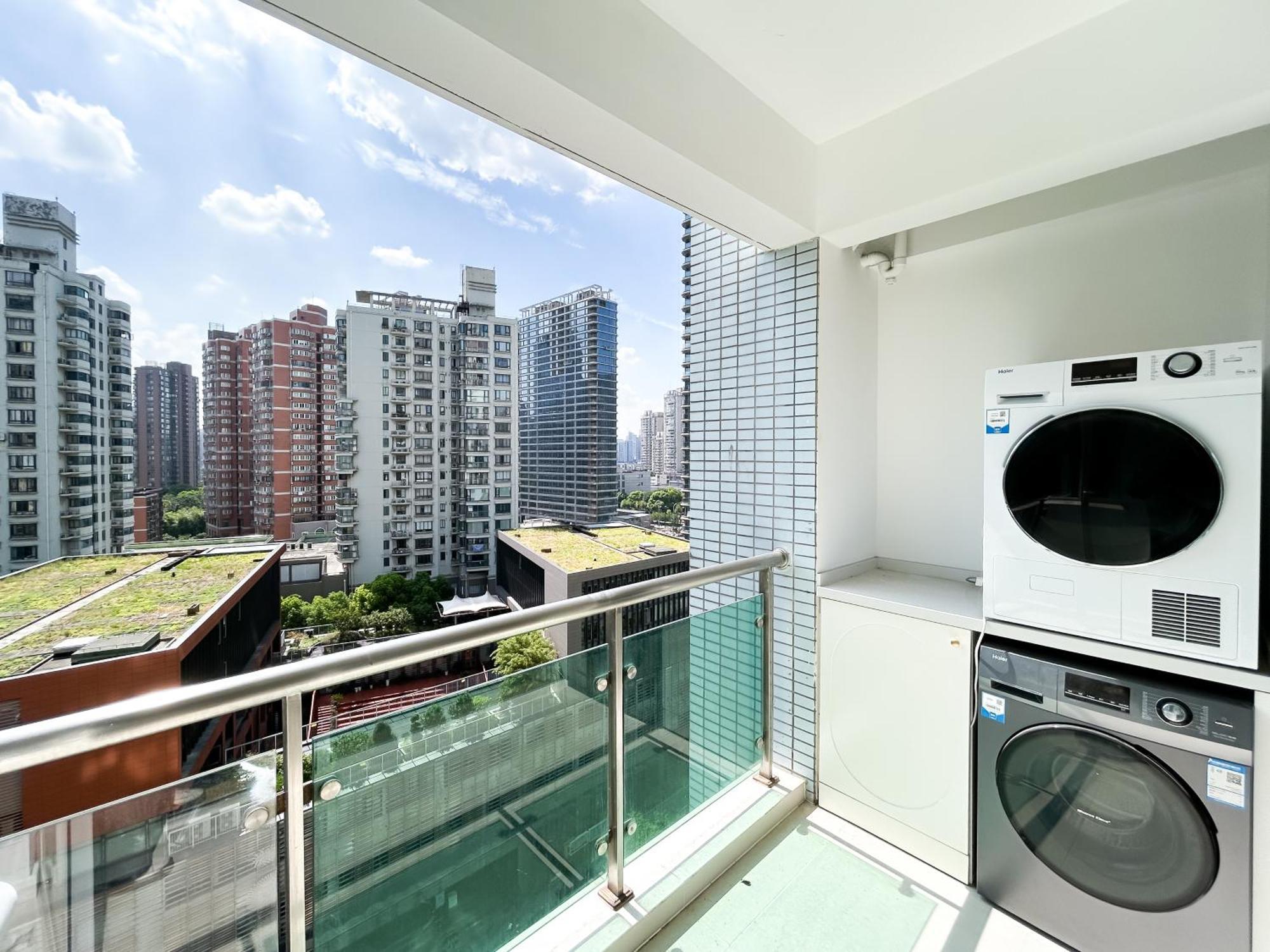 Eastern Hub - Bund Branch Simply Luxurious 4 King Beds, Big French Windows With Bund Views
